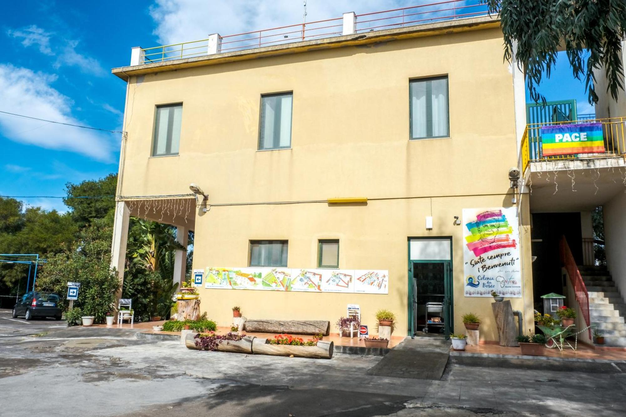 Beteya Hostel Don Bosco Catania Exterior photo